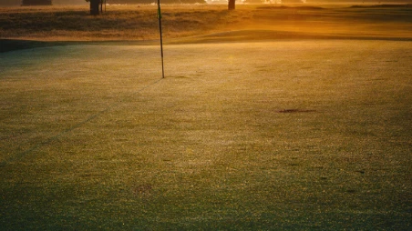 RightImageGolf