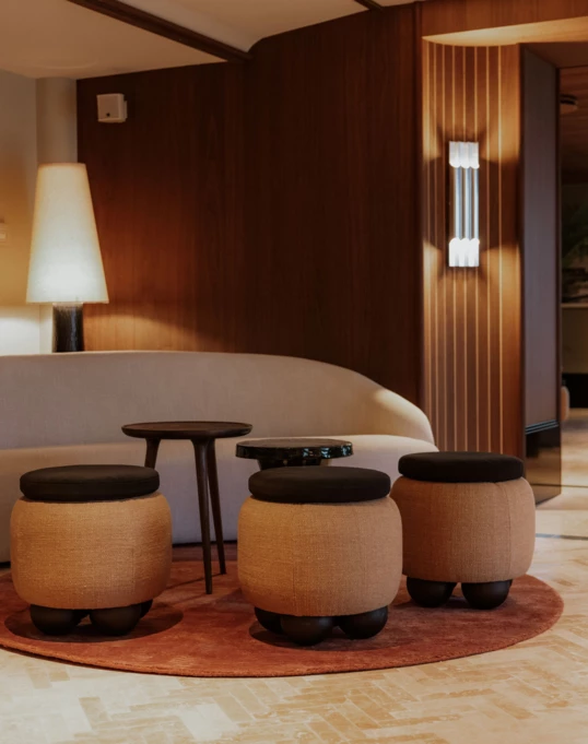 Jetty bar sofa