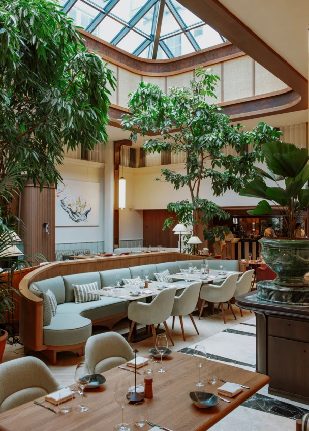 CORI Table restaurant seating
