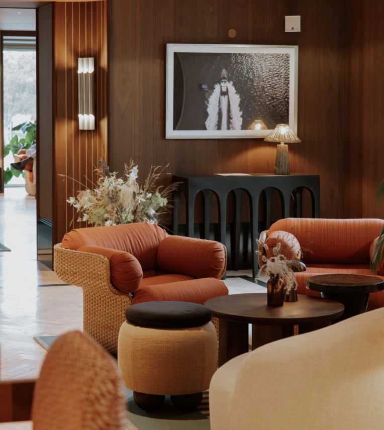 The Jetty bar CORI Hotel Hornbæk sofa
